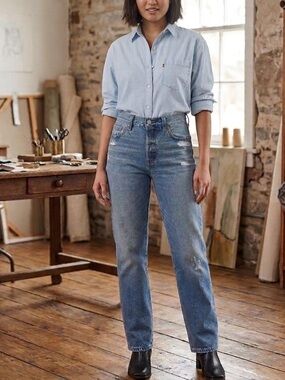 Levi's 501  Women's ‘90s Straight Jeans size 29x32